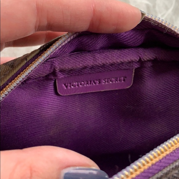 Victoria’s Secret Cosmetic Pouch - Picture 6 of 6